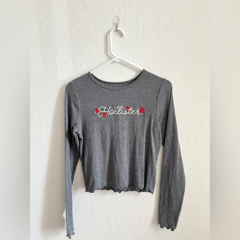 Hollister rose long sleeve shirt